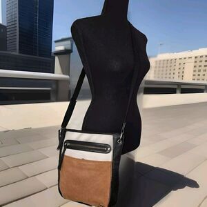 The Sak Laurel Colorblock Crossbody Messenger Bag Purse Stone/Multi Leather